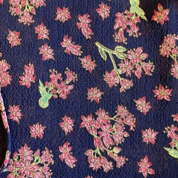 Max Studio Baby Doll Boho Blouse Blue/pink floral Size‎ Medium - Picture 4 of 10